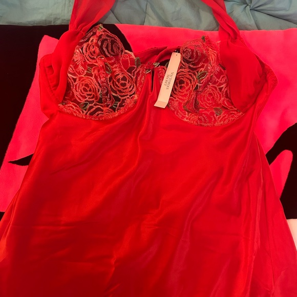 NWT VICTORIA SECRET ❤️NIGHTIE - Picture 2 of 4